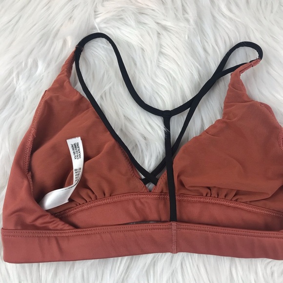 Victoria’s Secret Workout Bra - Picture 4 of 5